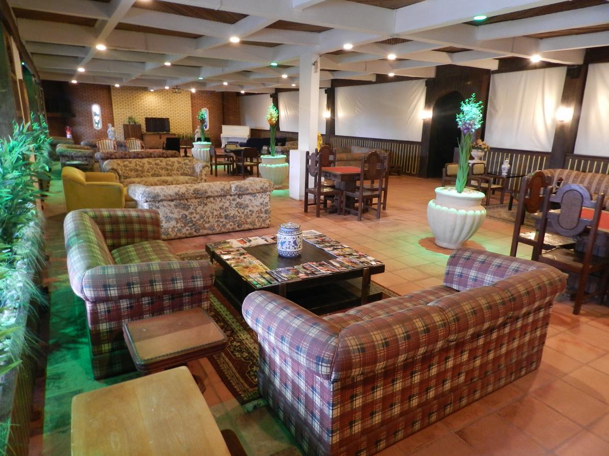 Eduardos Park Hotel Cotia  Extérieur photo